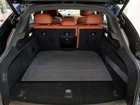 Certified 2022 Maserati Levante GT image 33