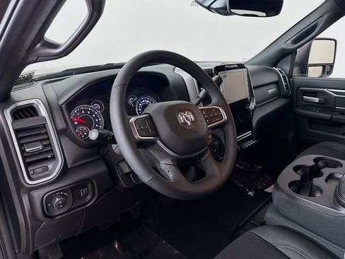 Used 2025 RAM 2500 Big Horn image 9