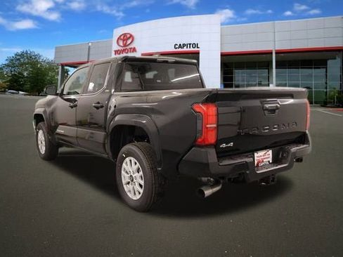 New 2025 Toyota Tacoma SR5 image 4
