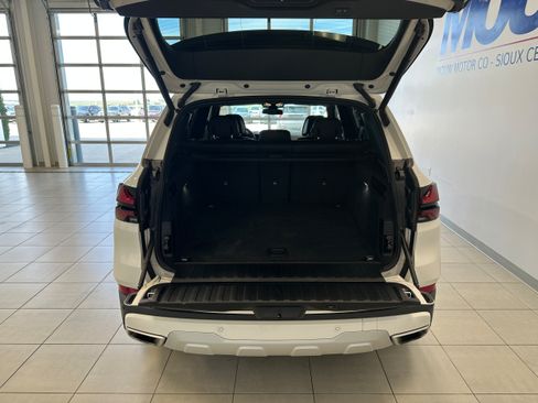 Used 2024 BMW X5 xDrive40i w/ Premium Package AWD/4WD image 7