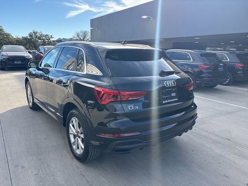 Used 2025 Audi Q3 2.0T Premium w/ Convenience Package image 8