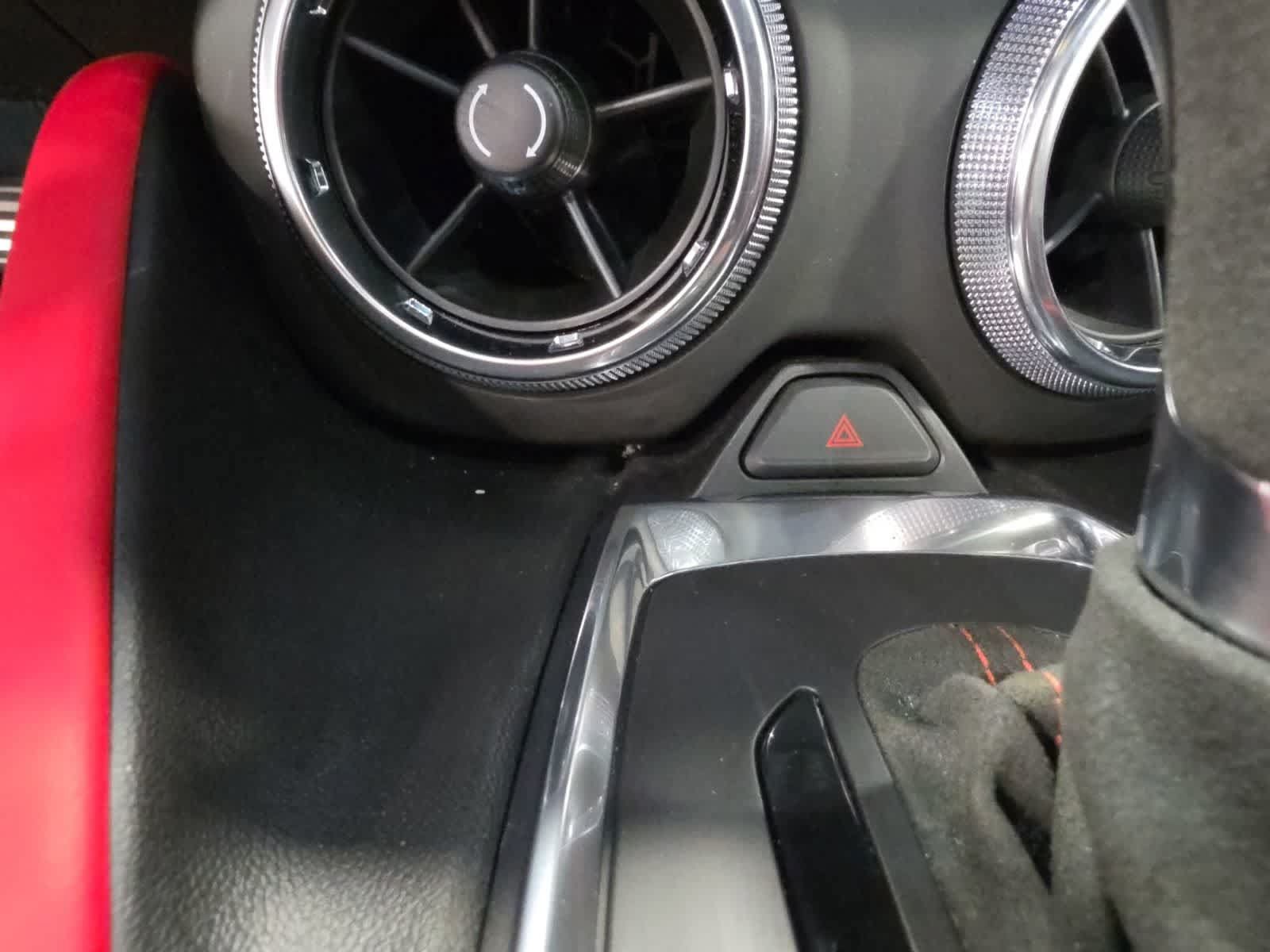 Used 2020 Chevrolet Camaro ZL1 RWD image 26