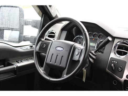 Used 2008 Ford F250 FX4 image 16