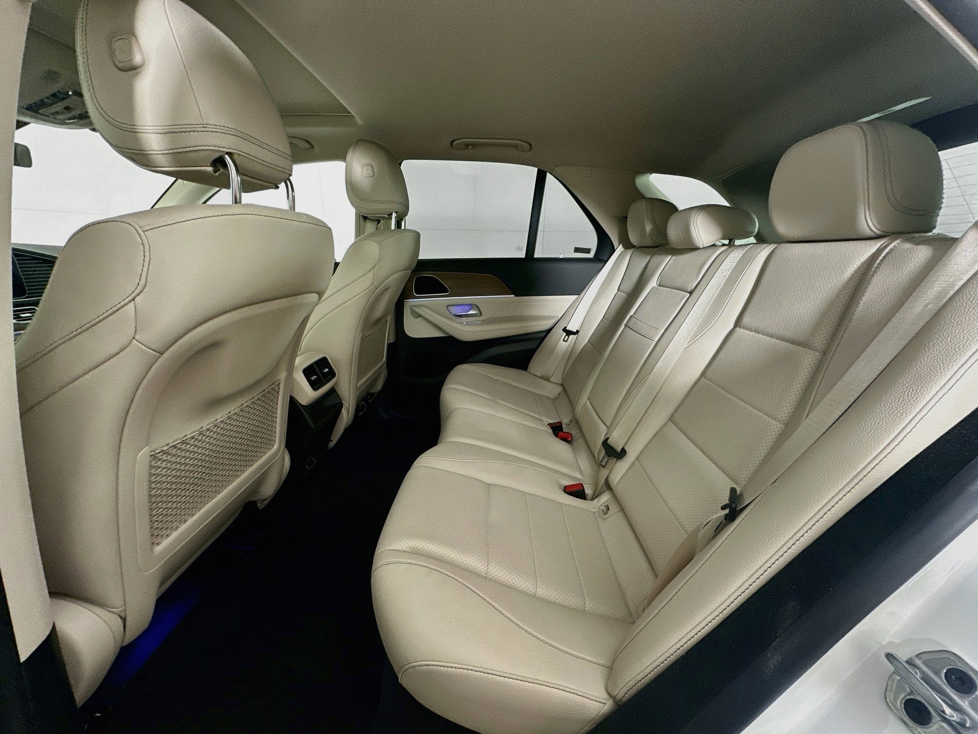 Used 2025 Mercedes-Benz GLE 450e 4MATIC image 30