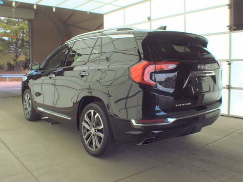 Used 2018 GMC Terrain Denali w/ Advanced Safety Package image 5