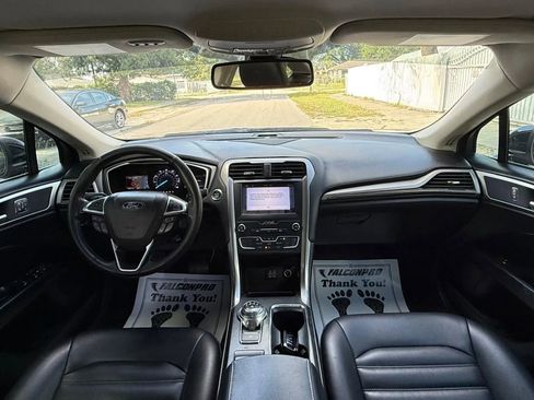 Used 2019 Ford Fusion SEL FWD image 9