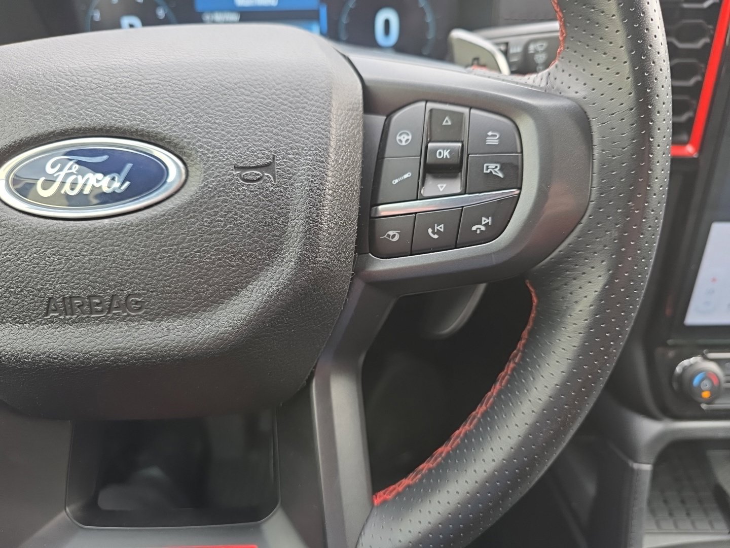 Used 2025 Ford Ranger Raptor AWD/4WD image 13