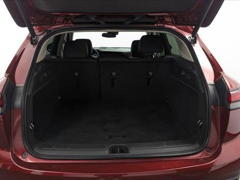 Used 2023 Buick Envision Essence FWD image 18