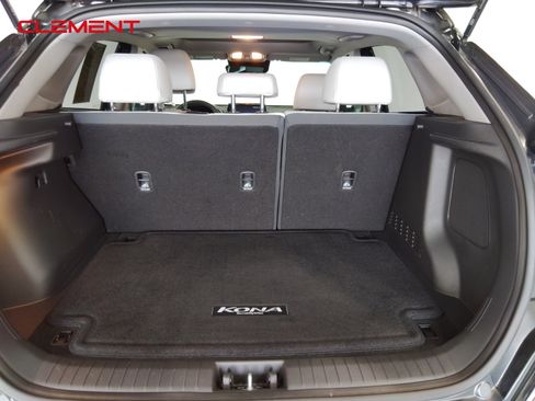 Used 2022 Hyundai Kona Limited image 9