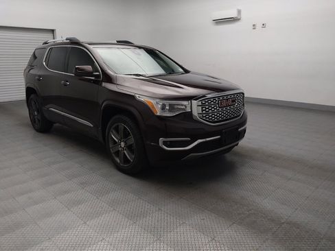 Used 2017 GMC Acadia Denali w/ Technology Package AWD/4WD image 13
