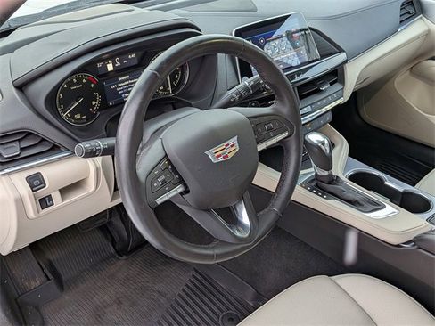 Certified 2023 Cadillac CT4 Premium Luxury image 9