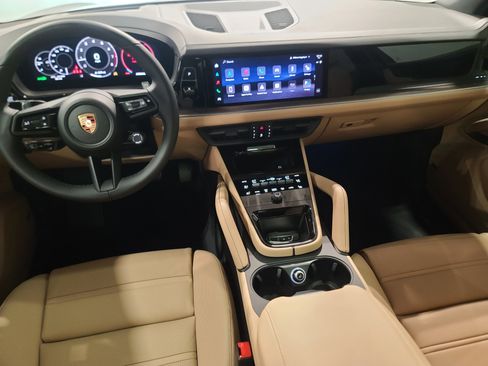 New 2026 Porsche Cayenne image 12