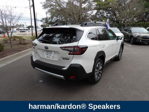 Used 2025 Subaru Outback Limited image 6