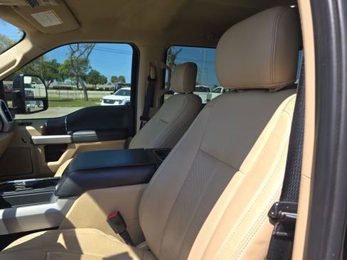 Used 2020 Ford F450 Lariat w/ Lariat Ultimate Package image 9