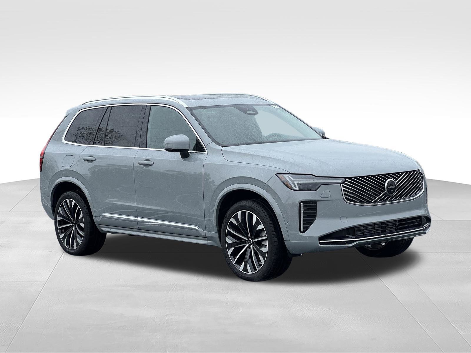 New 2026 Volvo XC90 T8 Plus w/ Protection Package Premier AWD/4WD image 8