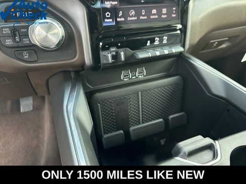 Used 2026 RAM 1500 Laramie AWD/4WD image 10
