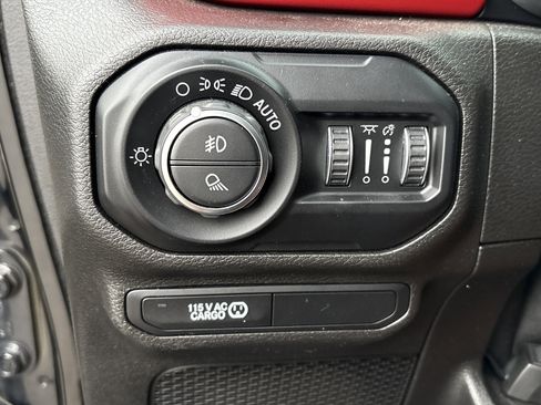 Certified 2020 Jeep Gladiator Rubicon image 33