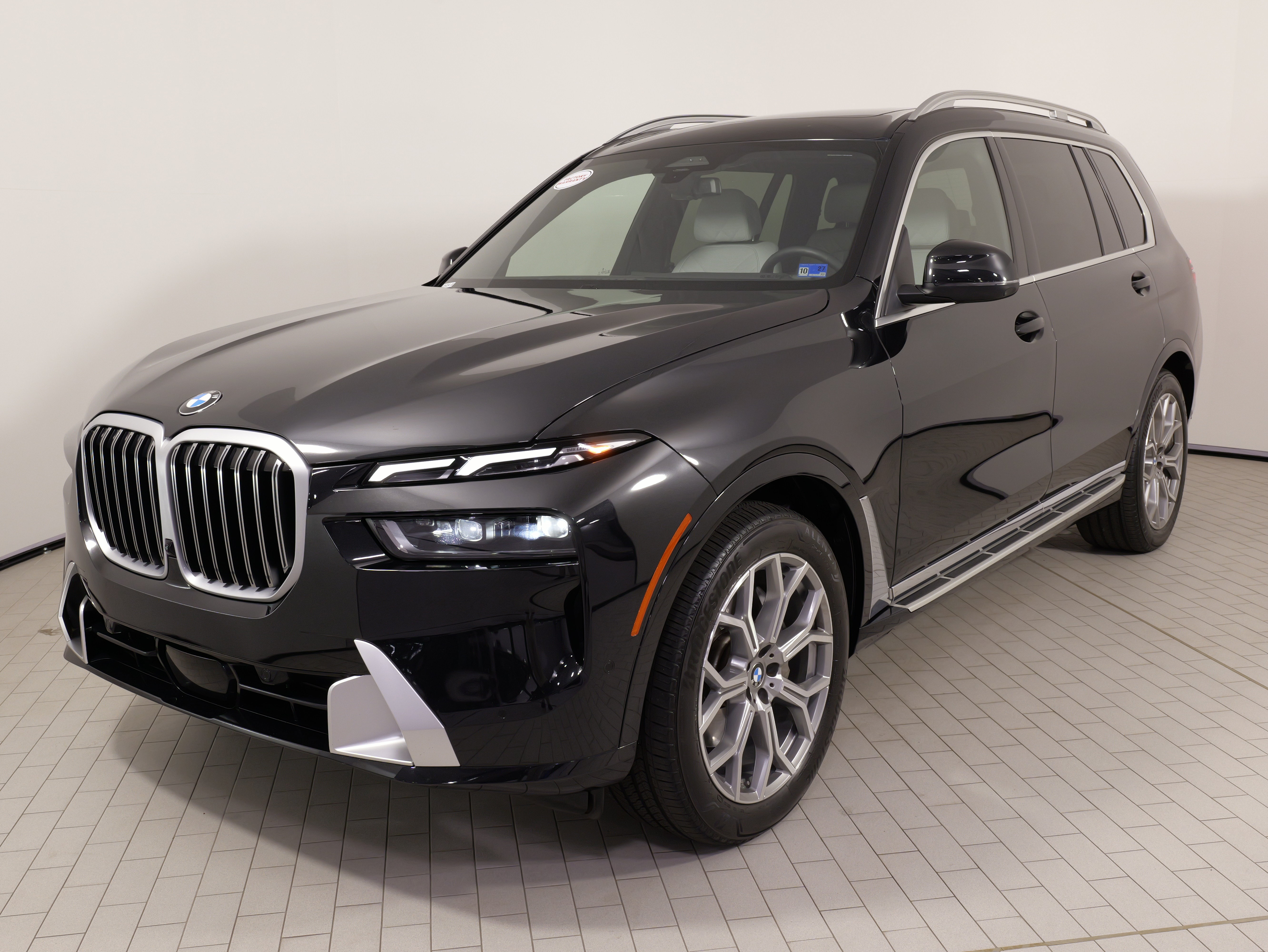 Used 2026 BMW X7 xDrive40i AWD/4WD image 3