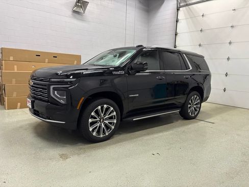 Used 2026 Chevrolet Tahoe High Country w/ Sun And Tow Package AWD/4WD image 8