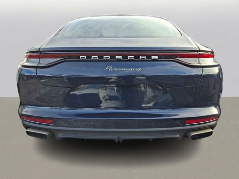 Used 2022 Porsche Panamera 4 image 4