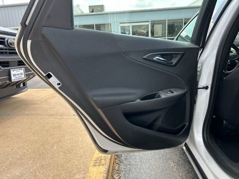 Used 2016 Chevrolet Malibu LT FWD image 19