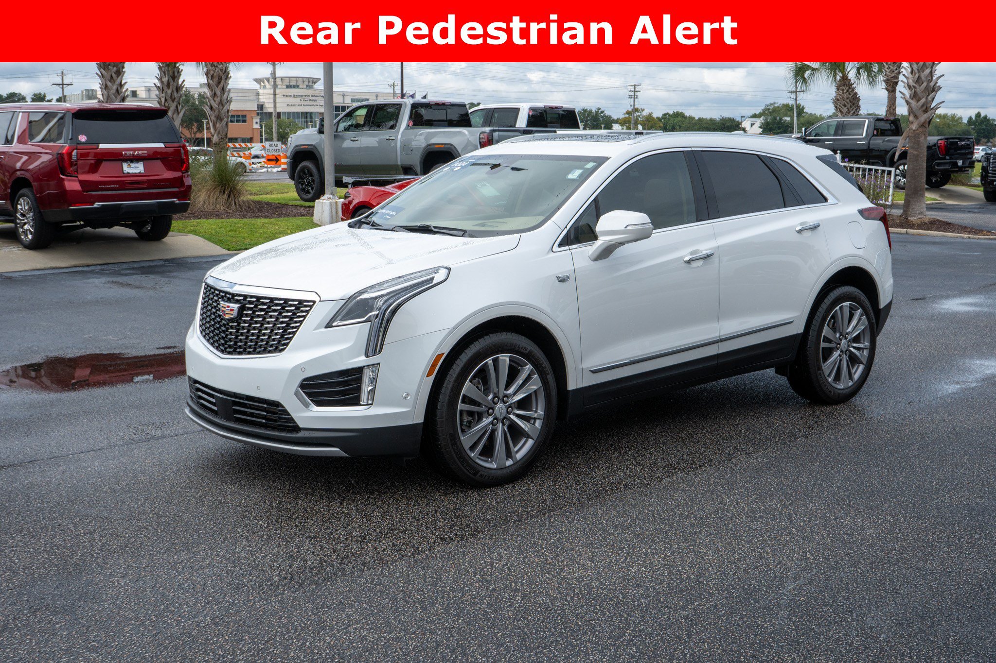 Used 2024 Cadillac XT5 Premium Luxury w/ Platinum Package FWD image 7