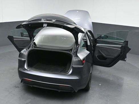 Used 2024 Tesla Model 3 Performance image 45