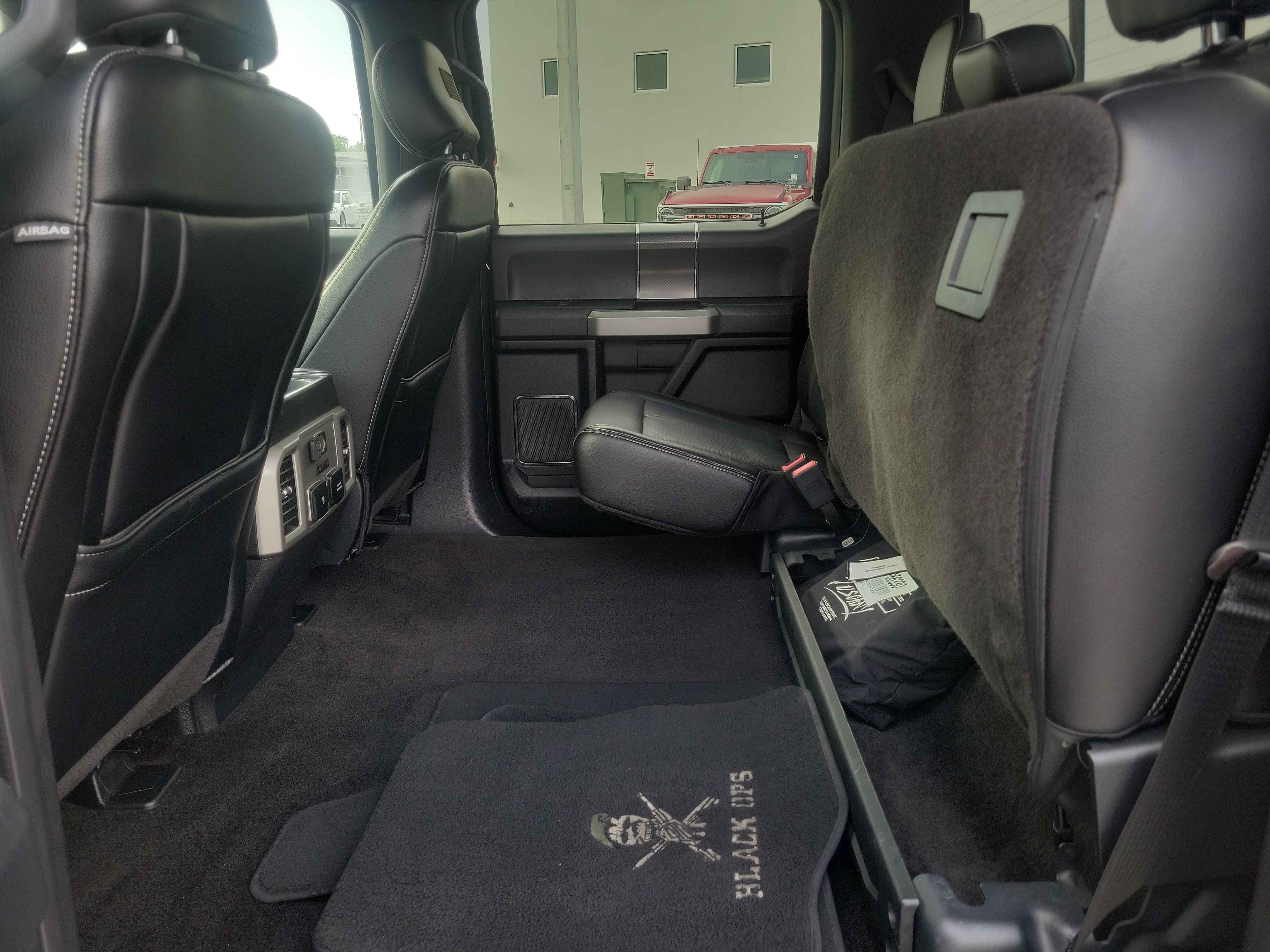 Used 2018 Ford F150 Lariat w/ Equipment Group 502A Luxury AWD/4WD image 21