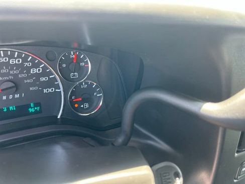 New 2026 Chevrolet Express 2500 w/ Communications Package RWD image 23