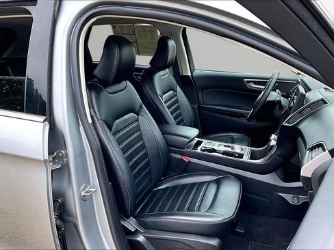 Certified 2023 Ford Edge SEL w/ Convenience Package AWD/4WD image 7