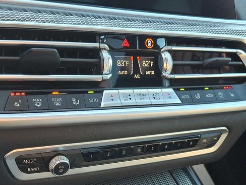 Used 2022 BMW X5 xDrive40i w/ M Sport Package image 14