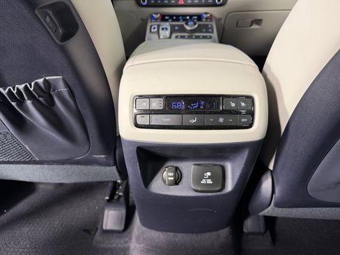 Used 2025 Hyundai Palisade Calligraphy image 31