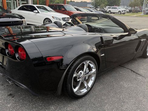 Used 2011 Chevrolet Corvette Grand Sport w/ Preferred Equipment Group RWD image 14