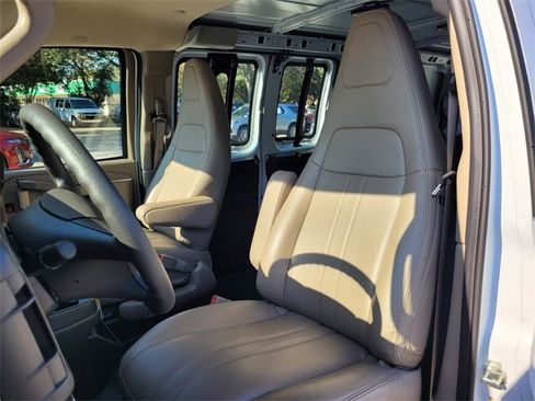 New 2025 Chevrolet Express 2500 Work Van image 11