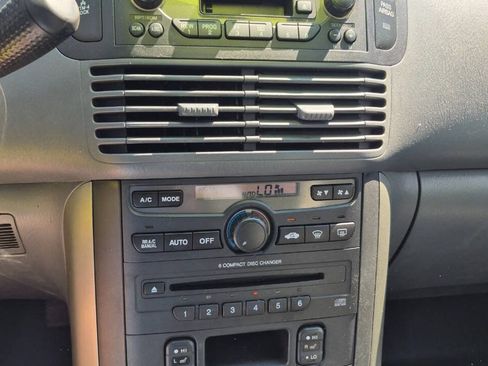 Used 2005 Honda Pilot EX-L image 18