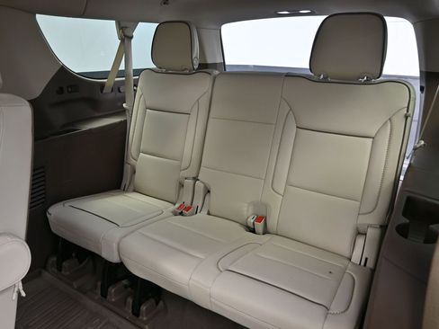 Used 2023 GMC Yukon XL Denali image 45