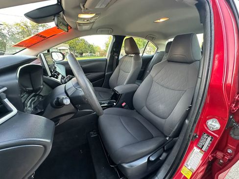 Used 2020 Toyota Corolla LE image 12