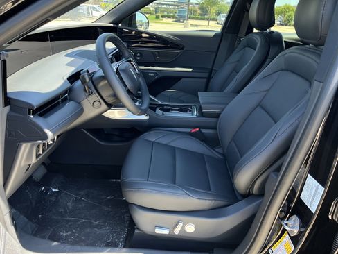 New 2025 Lincoln Nautilus Premier w/ Equipment Group 102A image 23