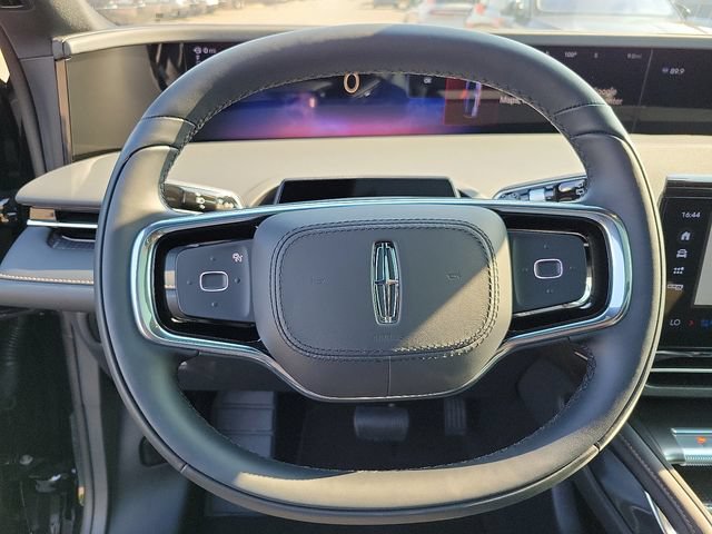 New 2024 Lincoln Nautilus Premier w/ Equipment Group 102A AWD/4WD image 9