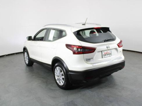 Certified 2022 Nissan Rogue Sport SV FWD image 16