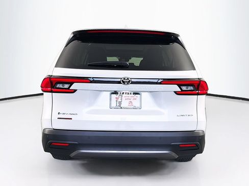 Used 2026 Toyota Grand Highlander AWD Hybrid image 8
