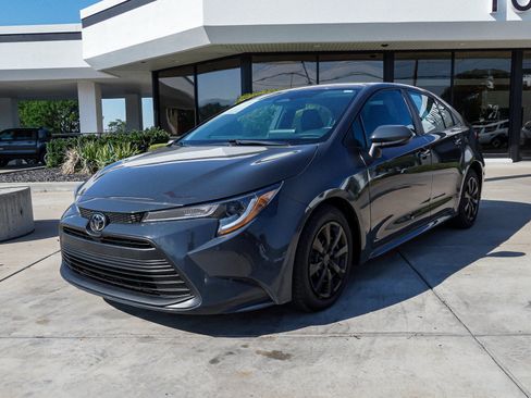 Used 2024 Toyota Corolla LE FWD image 4