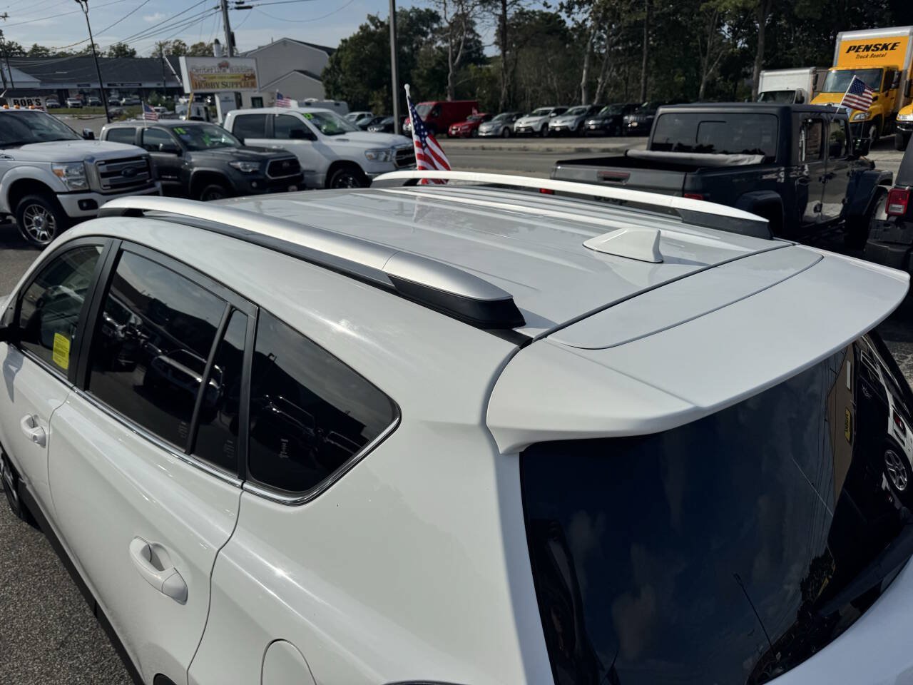 Used 2016 Toyota RAV4 LE AWD/4WD image 8