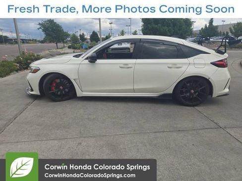 Used 2024 Honda Civic Type R image 4