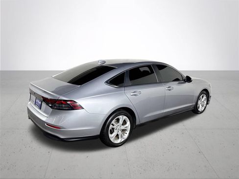 Used 2023 Honda Accord LX image 6