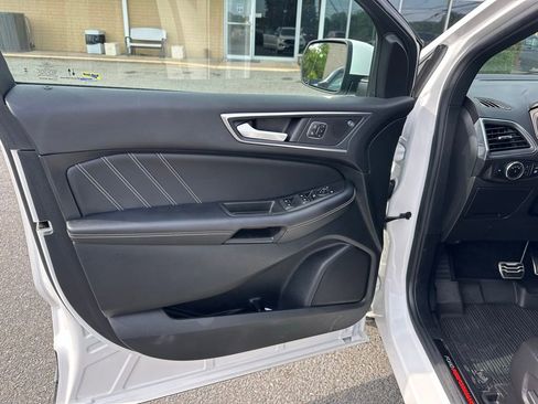 Used 2023 Ford Edge ST w/ Cargo Accessory Package AWD/4WD image 15