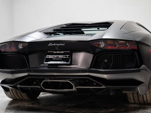Used 2014 Lamborghini Aventador LP 700-4 image 56