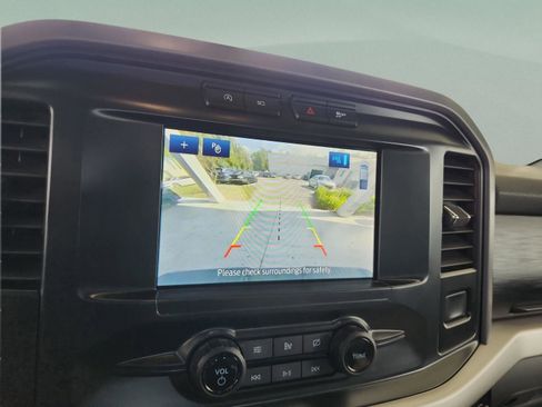 Used 2021 Ford F150 XLT image 28