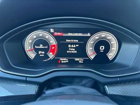 Used 2022 Audi SQ5 Premium Plus AWD/4WD image 24