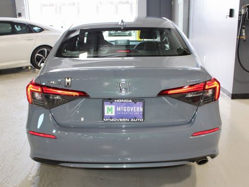 Used 2024 Honda Civic Sport image 40